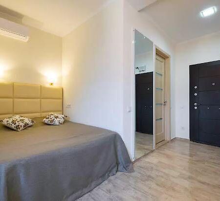 Yalcin Star Residence Diana'S Flat Batumi Kültér fotó